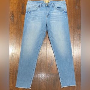 Democracy Size 12 women’s jeans light wash New & Never worn with new tags